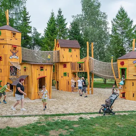 Rodinny Hubert High Tatras 4* Високе-Татри